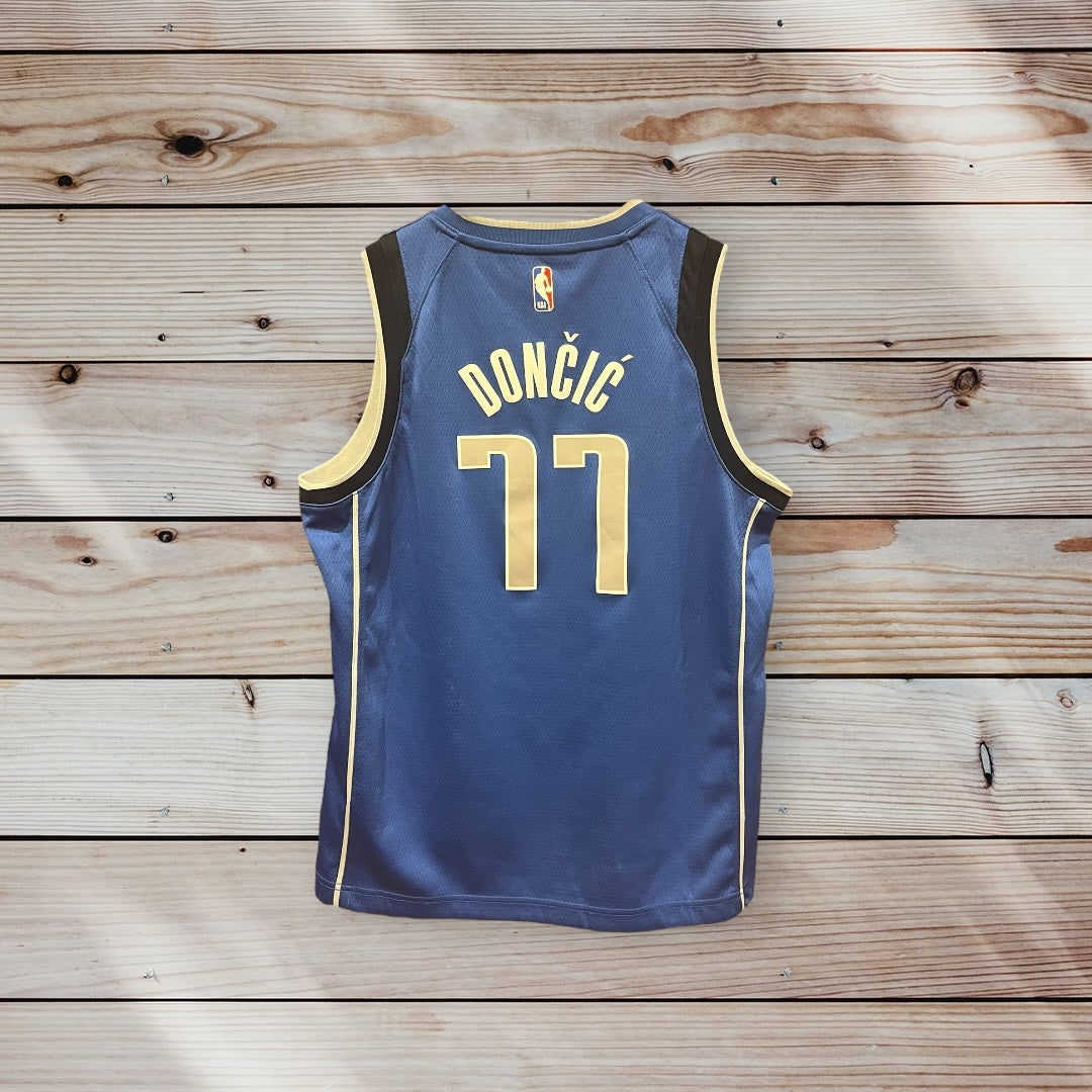 Luka Dončić Dallas Mavericks Jersey by Nike