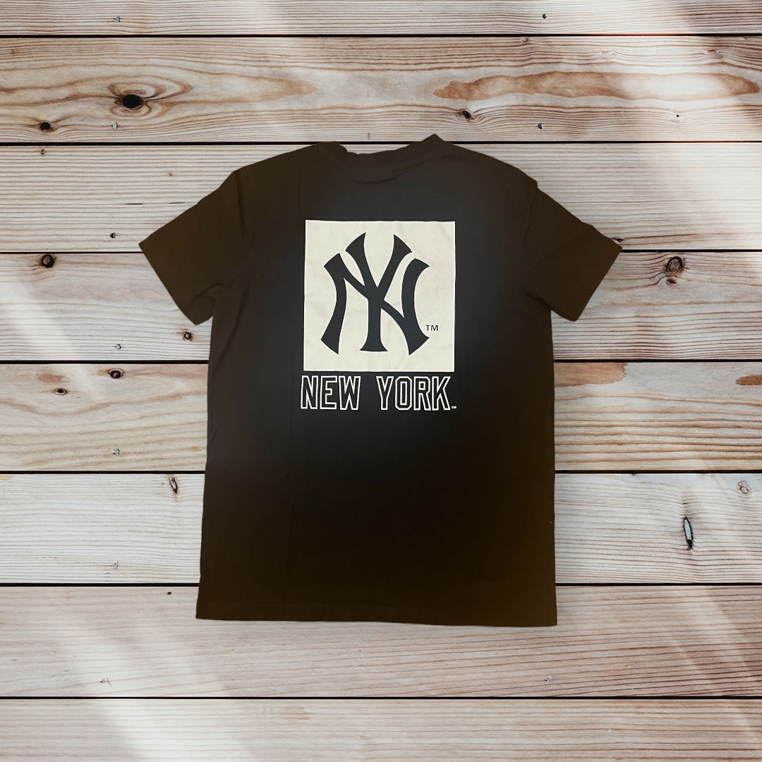 New York Yankees Vintage Tee by Majestic