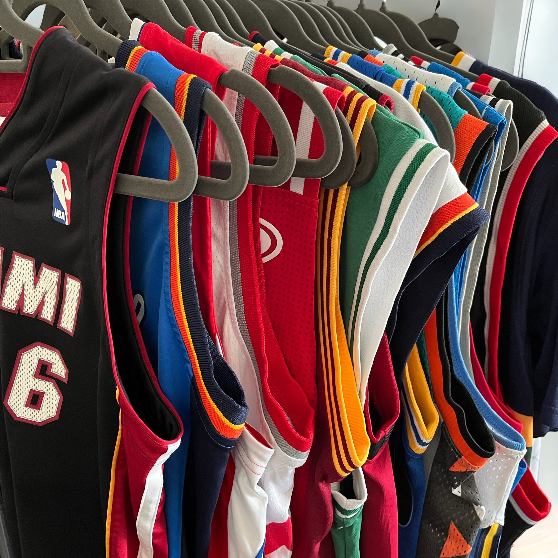 Vintage sports clearance clothing